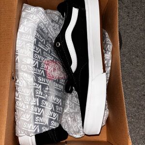 ✨NEW🆕 in box Vans Gilbert Crockett M7 / W8.5